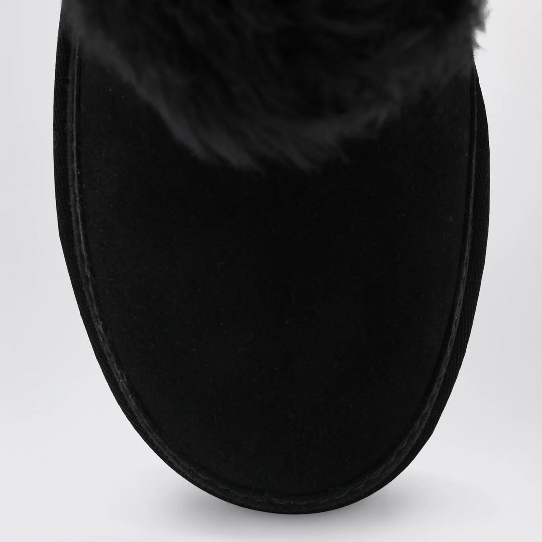 UGG - Black Classic Ultra Mini Chalet boots