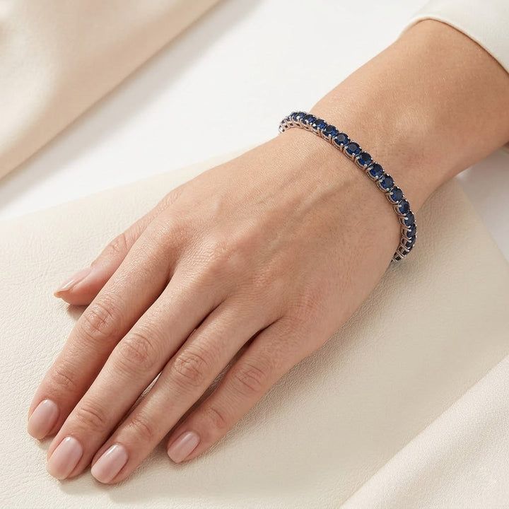 Leibish Classic Round Sapphire Tennis Bracelet