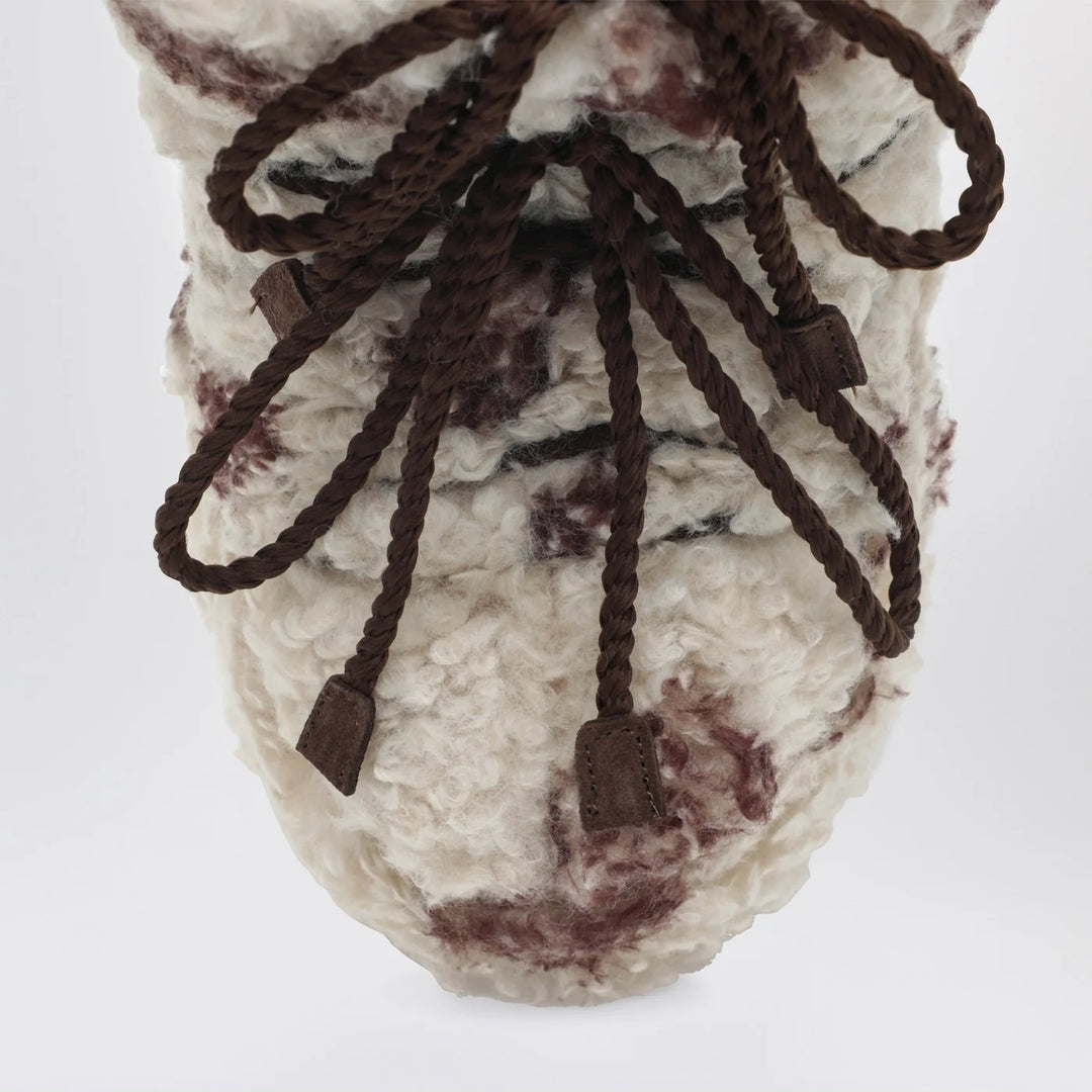Moon Boot - Icon Low curly boot with cow print
