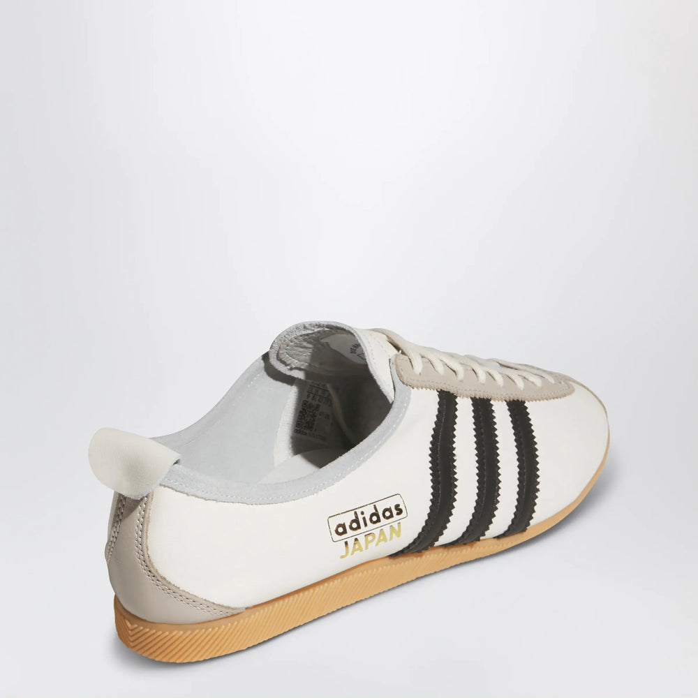 adidas Originals - Sneaker Japan Off White / Core Black / Wonder Beige Brand Apparel & Accessories > Shoes