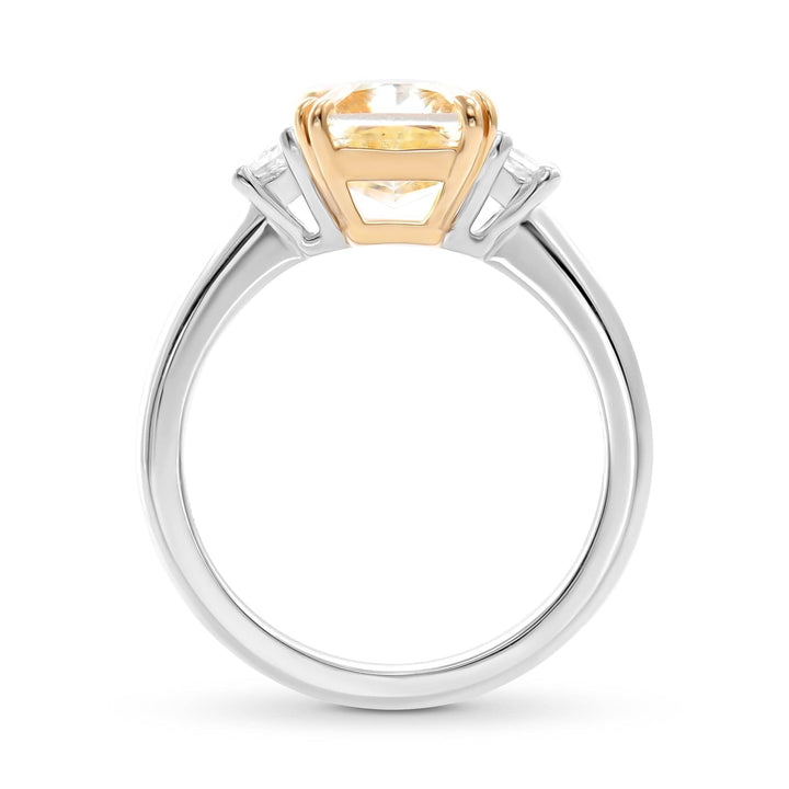LEIBISH 3.18ct Light Yellow Radiant Three-Stone Diamond Ring Brand Ring
