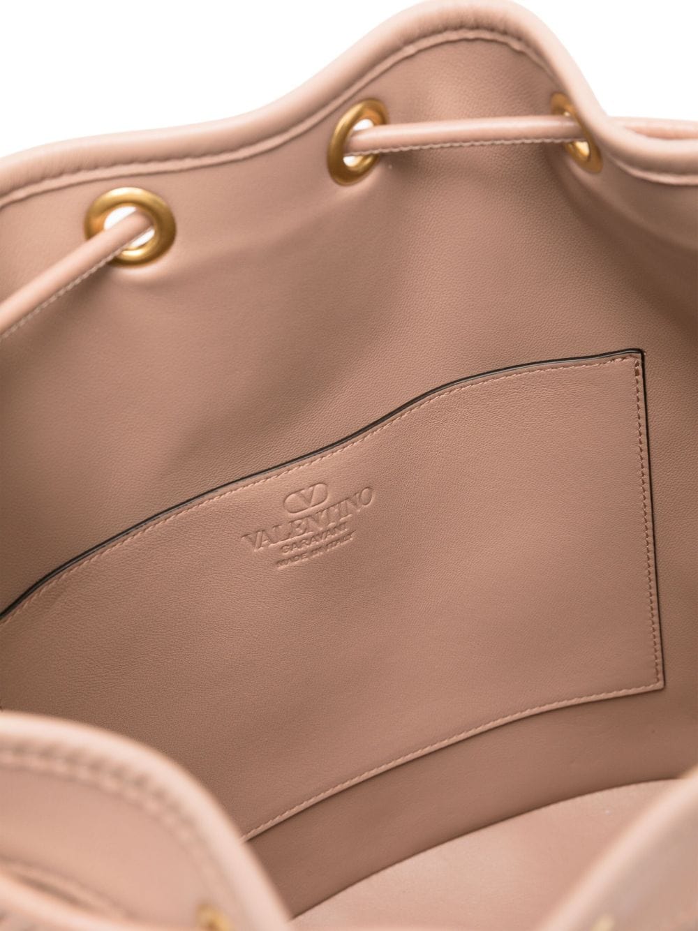 Valentino Garavani Shoulder UNI Valentino Garavani Quiltie 67 Leather Bucket Bag Valentino Garavani Quiltie 67 Leather Bucket Bag Brand